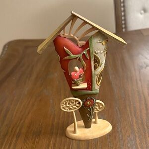 Jim Shore folk art birdhouse figurine